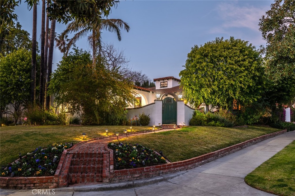 1521 N Columbus Avenue Glendale img 44