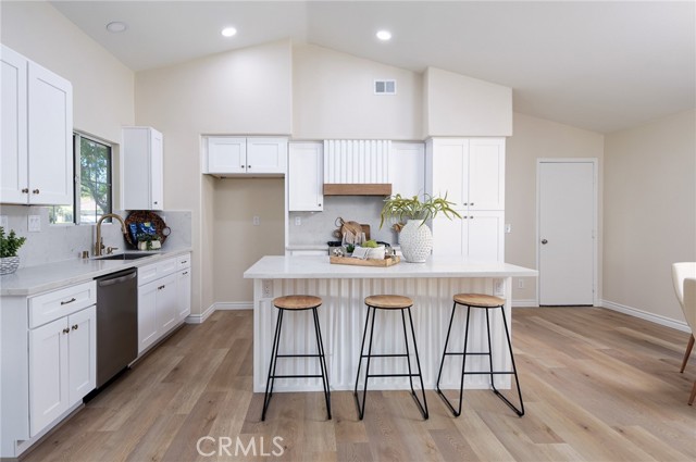 Detail Gallery Image 8 of 34 For 23963 via Astuto, Murrieta,  CA 92562 - 2 Beds | 2 Baths