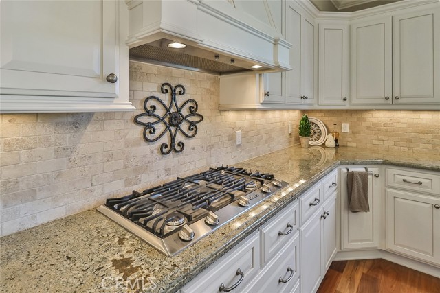 11583 Flowerwood Court, Moorpark CA: https://media.crmls.org/medias/5d8c2901-a7b5-4145-a319-dc1f852c3597.jpg