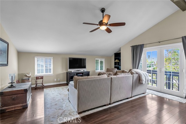 Detail Gallery Image 29 of 38 For 1351 Dr. Kirkwood, Corona,  CA 92882 - 4 Beds | 3 Baths