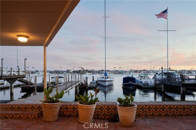 809 Via Lido Soud, Newport Beach CA: https://media.crmls.org/medias/5d8c75cf-7a8d-4e6a-995c-397a14657bf5.jpg