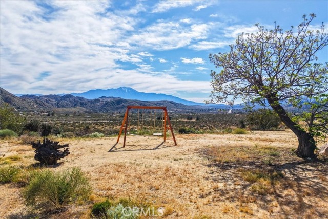 Detail Gallery Image 5 of 75 For 8500 S Samel Rd, Morongo Valley,  CA 92256 - 1 Beds | 1 Baths