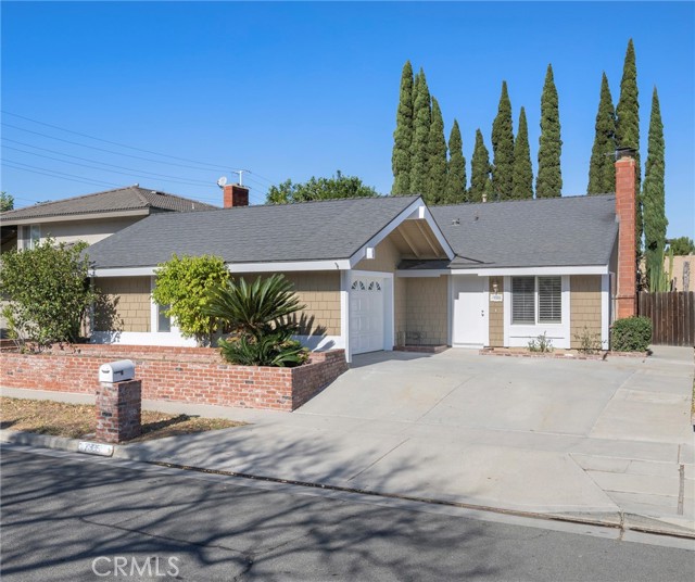 Detail Gallery Image 2 of 27 For 7335 E Calle Granada, Anaheim Hills,  CA 92808 - 3 Beds | 2 Baths