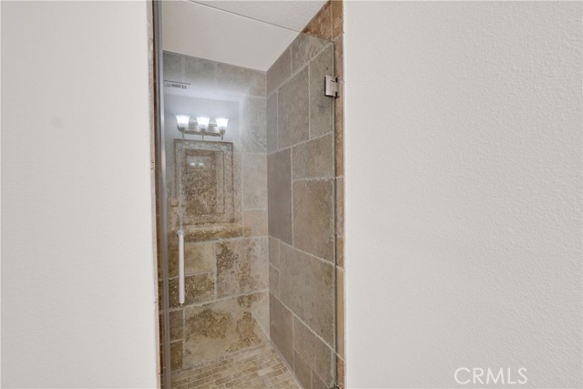 Detail Gallery Image 18 of 38 For 1538 Mariposa Dr, Corona,  CA 92879 - 5 Beds | 2/1 Baths
