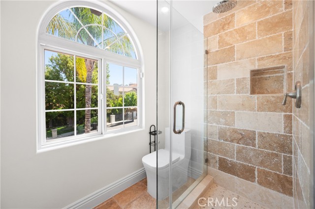 3856 Vista Linda Drive, Encino CA: https://media.crmls.org/medias/5d8cd721-f214-476e-804d-fbee379bdb28.jpg