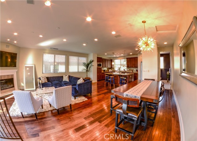 621 Pacific Coast Highway, Redondo Beach, California 90277, 4 Bedrooms Bedrooms, ,3 BathroomsBathrooms,Residential,Sold,Pacific Coast,SB17030895