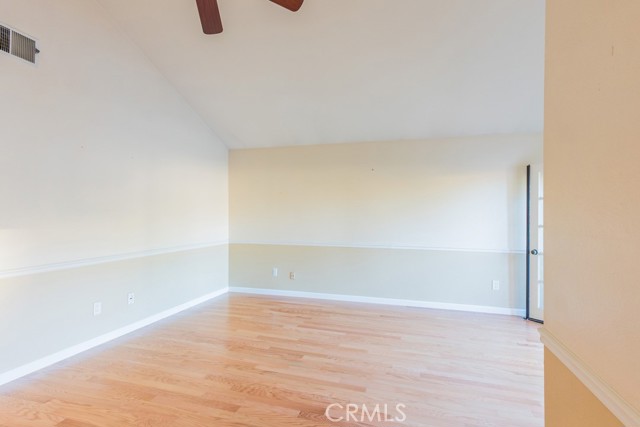 Detail Gallery Image 34 of 66 For 23132 Posada, Valencia,  CA 91354 - 5 Beds | 3 Baths