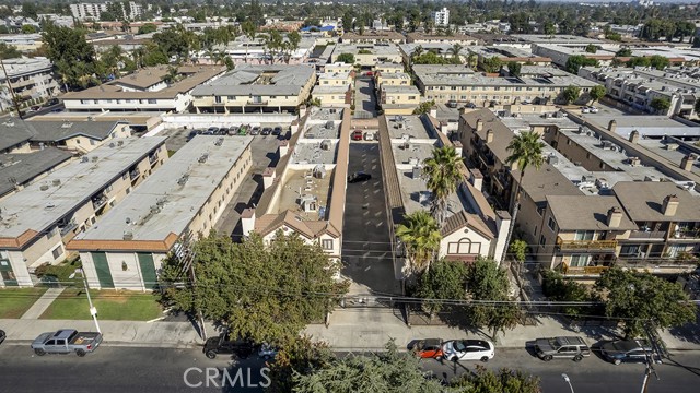 Detail Gallery Image 30 of 32 For 8834 Willis Ave 2a,  Panorama City,  CA 91402 - 3 Beds | 2/1 Baths