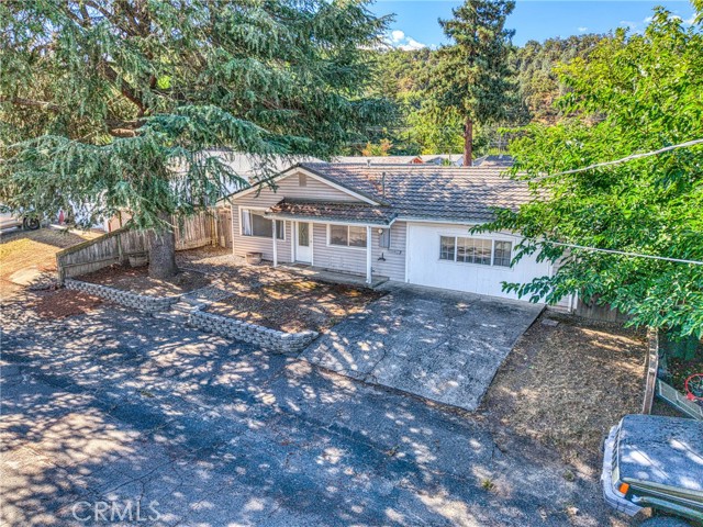 Detail Gallery Image 7 of 56 For 6907 Laurel Del Dr, Lucerne,  CA 95458 - 4 Beds | 1/1 Baths
