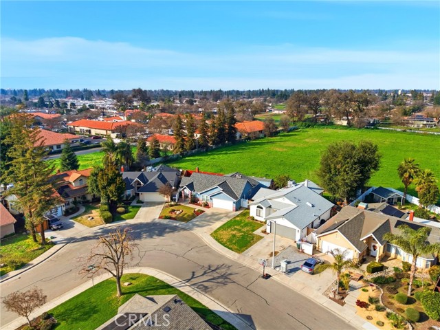 Detail Gallery Image 11 of 49 For 5028 W Hillsdale, Visalia,  CA 93291 - 3 Beds | 1/1 Baths