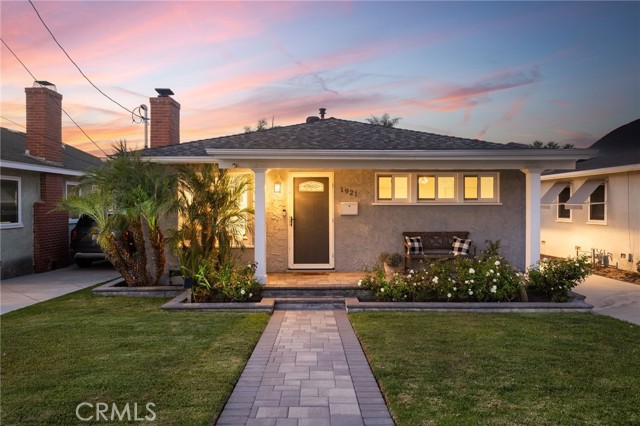 Detail Gallery Image 1 of 1 For 1921 254th St, Lomita,  CA 90717 - 3 Beds | 2 Baths