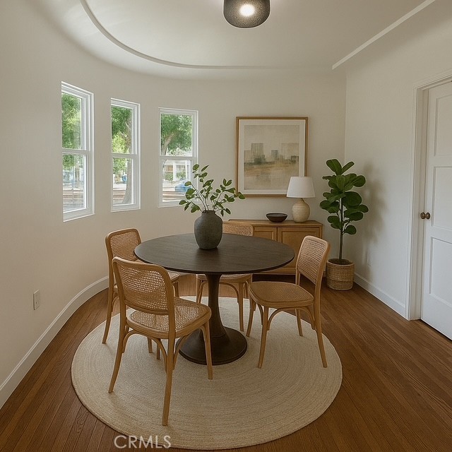 489 W Hill Street, Long Beach CA: https://media.crmls.org/medias/5d91a908-8c8a-4086-9d08-ff5851cf9687.jpg