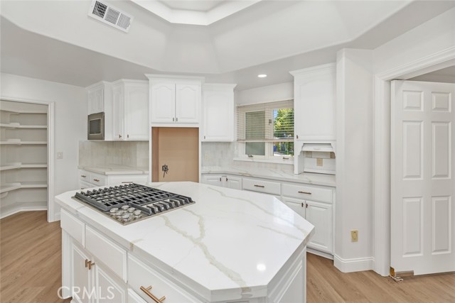 Detail Gallery Image 26 of 75 For 7509 Calle Sagrada, Bakersfield,  CA 93309 - 4 Beds | 5 Baths