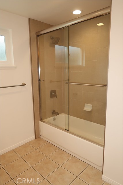 Detail Gallery Image 20 of 29 For 21162 Lockhaven Cir, Huntington Beach,  CA 92646 - 3 Beds | 2 Baths