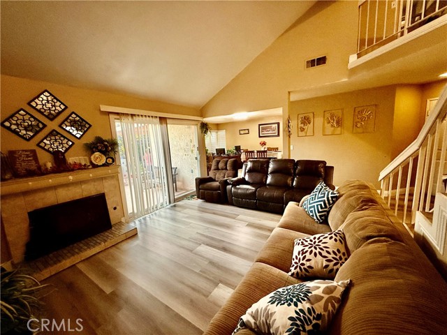 14213 Ranchero Drive, Fontana CA: https://media.crmls.org/medias/5d934ede-f018-490c-b22b-b699358dfdcf.jpg