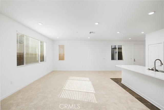 Detail Gallery Image 12 of 37 For 3268 Sprout Paseo, Ontario,  CA 91761 - 3 Beds | 2/1 Baths