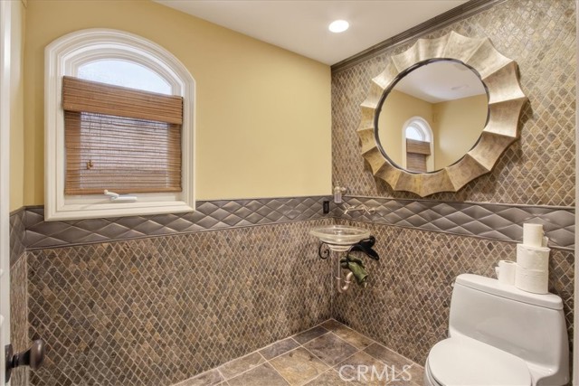 Detail Gallery Image 19 of 75 For 5580 E Saint Irmo Walk, Long Beach,  CA 90803 - 3 Beds | 2/1 Baths