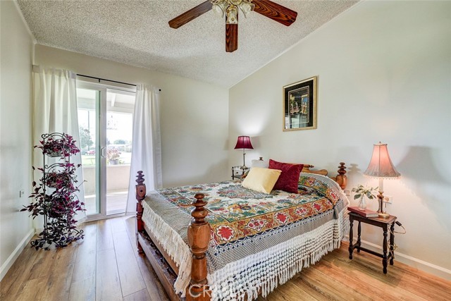 Detail Gallery Image 24 of 46 For 13720 Saint Andrews Dr 45k,  Seal Beach,  CA 90740 - 1 Beds | 1 Baths