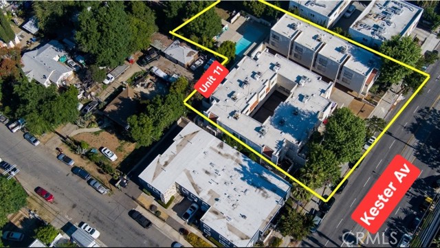 Detail Gallery Image 28 of 29 For 7311 Kester Ave #11,  Van Nuys,  CA 91405 - 2 Beds | 2/1 Baths