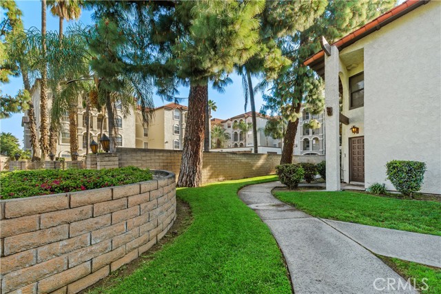 Detail Gallery Image 2 of 45 For 1408 Everton, Riverside,  CA 92507 - 2 Beds | 1/1 Baths