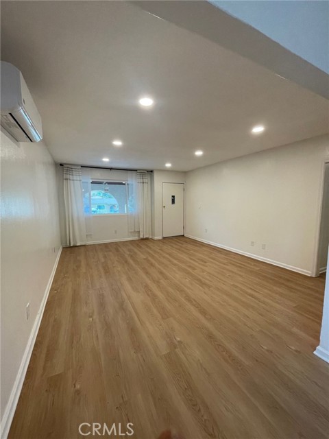 Detail Gallery Image 8 of 22 For 20437 Kenwood Ave, Torrance,  CA 90502 - 3 Beds | 2 Baths