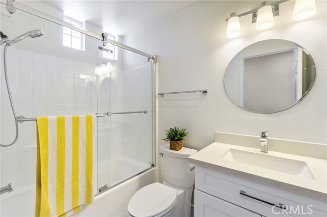 410 Timberwood, Irvine CA: https://media.crmls.org/medias/5d976a00-46ac-4c5e-bfe7-09d859e4dca5.jpg