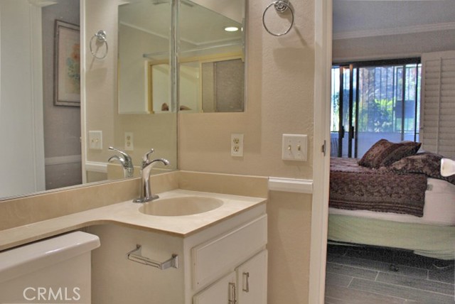 Image 22 for 5301 Waverly DR #137
