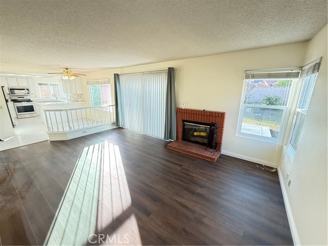 Detail Gallery Image 23 of 54 For 2450 via Pacifica, Corona,  CA 92882 - 4 Beds | 3 Baths