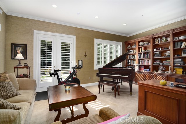 Detail Gallery Image 25 of 59 For 19134 Briarfield Way, Tarzana,  CA 91356 - 6 Beds | 7/1 Baths