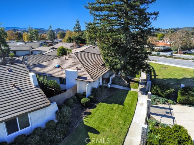 Detail Gallery Image 7 of 17 For 1104 Glenbridge Cir, Westlake Village,  CA 91361 - 2 Beds | 2 Baths