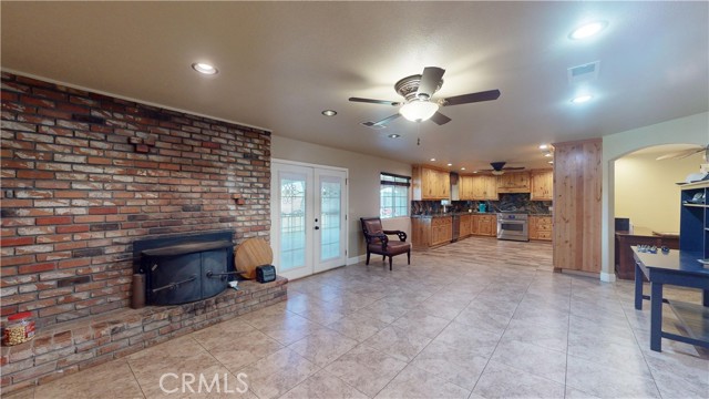 Detail Gallery Image 3 of 31 For 14229 Avenue 23 1/2, Chowchilla,  CA 93610 - 3 Beds | 2/1 Baths