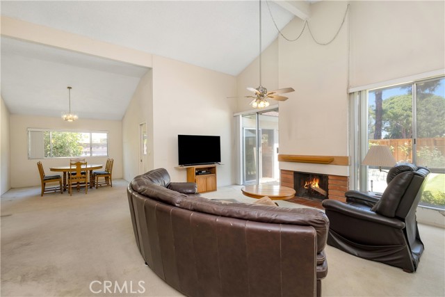 Detail Gallery Image 6 of 36 For 14772 Briarcliff Pl, Tustin,  CA 92780 - 3 Beds | 2 Baths