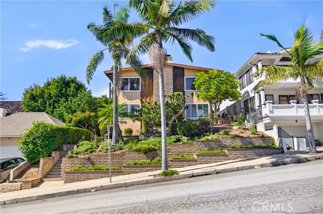 145 Bennett Avenue