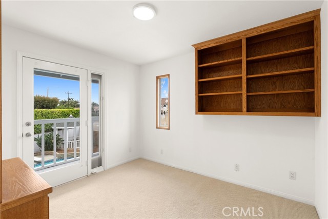 Detail Gallery Image 37 of 52 For 21941 Oceanview Ln, Huntington Beach,  CA 92646 - 4 Beds | 2/1 Baths