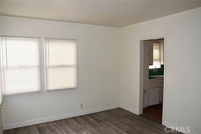 Detail Gallery Image 13 of 16 For 1945 W Vernon, Los Angeles,  CA 90062 - 5 Beds | 4 Baths