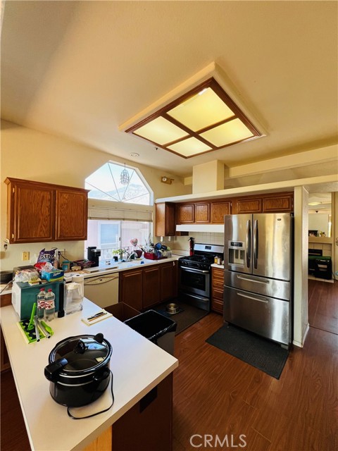 Detail Gallery Image 8 of 34 For 13691 Gavina Ave #363,  Sylmar,  CA 91342 - 3 Beds | 2 Baths