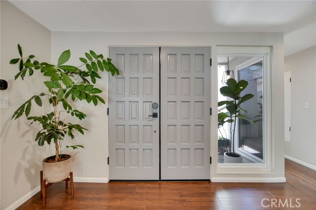 Detail Gallery Image 6 of 43 For 2486 Napoli Way, Costa Mesa,  CA 92627 - 3 Beds | 2 Baths