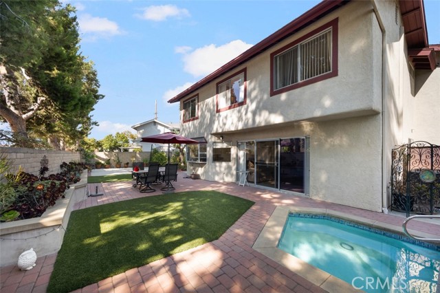 Detail Gallery Image 23 of 31 For 3485 Venetian Dr, Costa Mesa,  CA 92626 - 4 Beds | 2/1 Baths