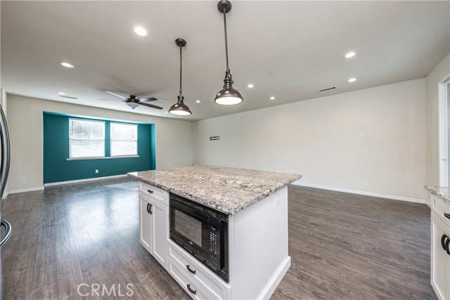 Detail Gallery Image 13 of 44 For 26562 Twin Ponds Rd, Clovis,  CA 93619 - 3 Beds | 2 Baths