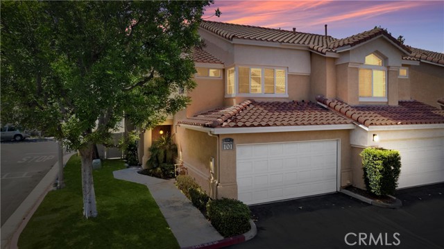 Detail Gallery Image 1 of 1 For 1101 Portofino Court #101,  Corona,  CA 92881 - 2 Beds | 2/1 Baths