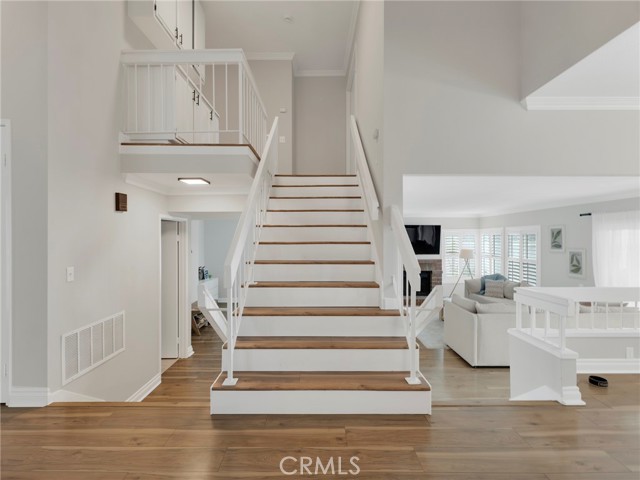 Detail Gallery Image 9 of 38 For 4895 Buttercreek, Moorpark,  CA 93021 - 4 Beds | 3 Baths