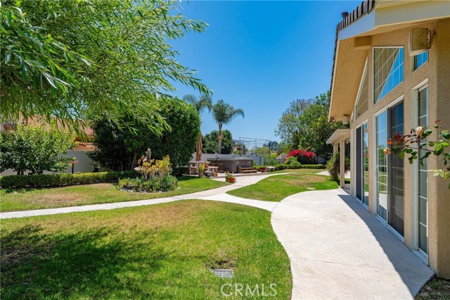 22501 Marilla Street, Chatsworth CA: https://media.crmls.org/medias/5d9f7676-3f56-444c-b9a8-c48e05358a60.jpg