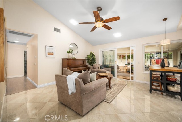 Detail Gallery Image 26 of 58 For 2432 Chippewa Ave, Placentia,  CA 92870 - 4 Beds | 2 Baths