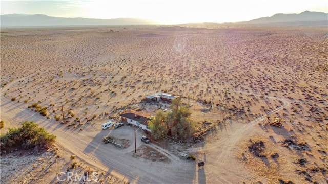 Detail Gallery Image 9 of 10 For 38920 Kathy Ln, Newberry Springs,  CA 92365 - 2 Beds | 1 Baths