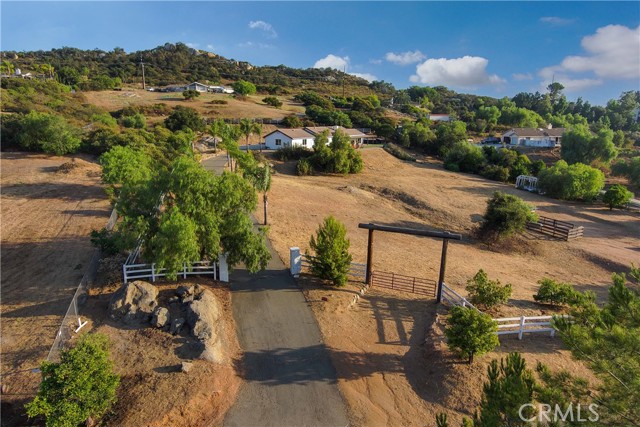 Detail Gallery Image 9 of 63 For 12545 Arboleda Vista Dr, Valley Center,  CA 92082 - 4 Beds | 2 Baths