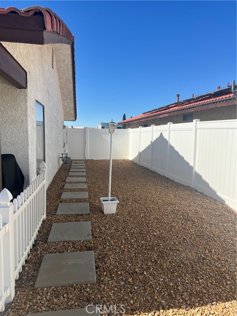 Detail Gallery Image 16 of 18 For 26259 Corona, Helendale,  CA 92342 - 3 Beds | 2 Baths