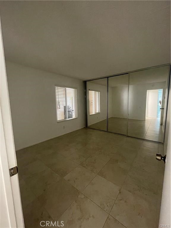 Detail Gallery Image 6 of 19 For 730 Amigos Way #1,  Newport Beach,  CA 92660 - 2 Beds | 2 Baths