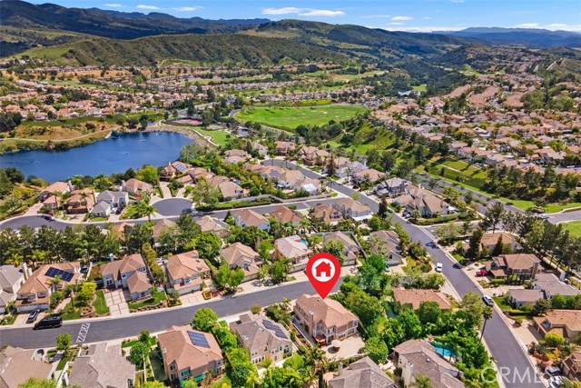 Detail Gallery Image 4 of 58 For 39 Highpoint, Rancho Santa Margarita,  CA 92679 - 4 Beds | 3/1 Baths