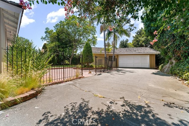 27846 Palos Verdes E Drive, Rancho Palos Verdes CA: https://media.crmls.org/medias/5da410d0-6a78-4602-877e-dd696a3b6d34.jpg