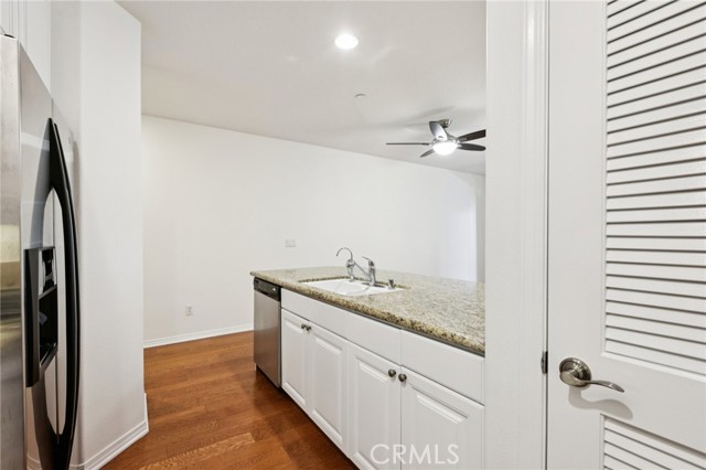 Detail Gallery Image 12 of 33 For 2750 Artesia Bld #206,  Redondo Beach,  CA 90278 - 2 Beds | 2 Baths